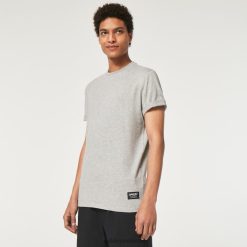 camiseta con parche bobby b1b 8882X2588 Oakley ropa granito nuevo