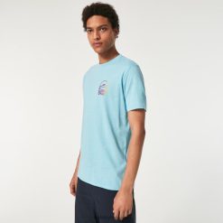 camiseta gradiente montaña b1b 8882X2382 Oakley ropa azul brillante