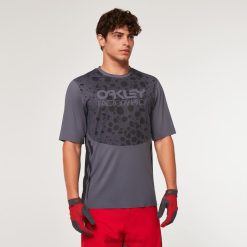 camiseta maven rc ss 8882X2609 Oakley ropa rana negra